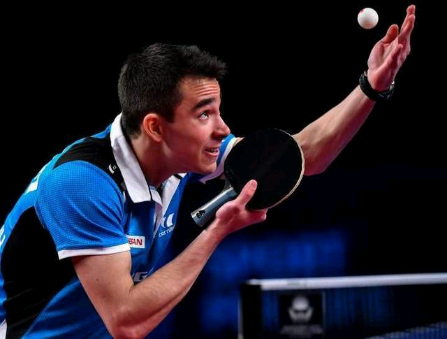 通过密集的 通过密集的