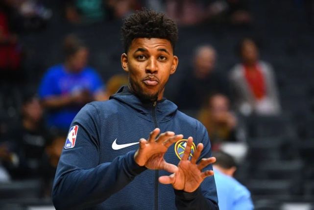 主力中锋 主力中锋