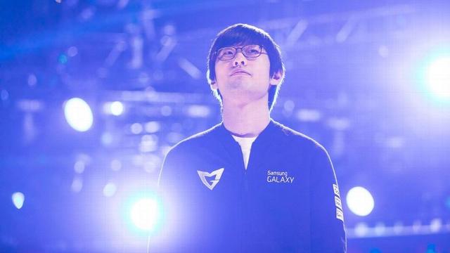 面回应焦点 面回应焦点